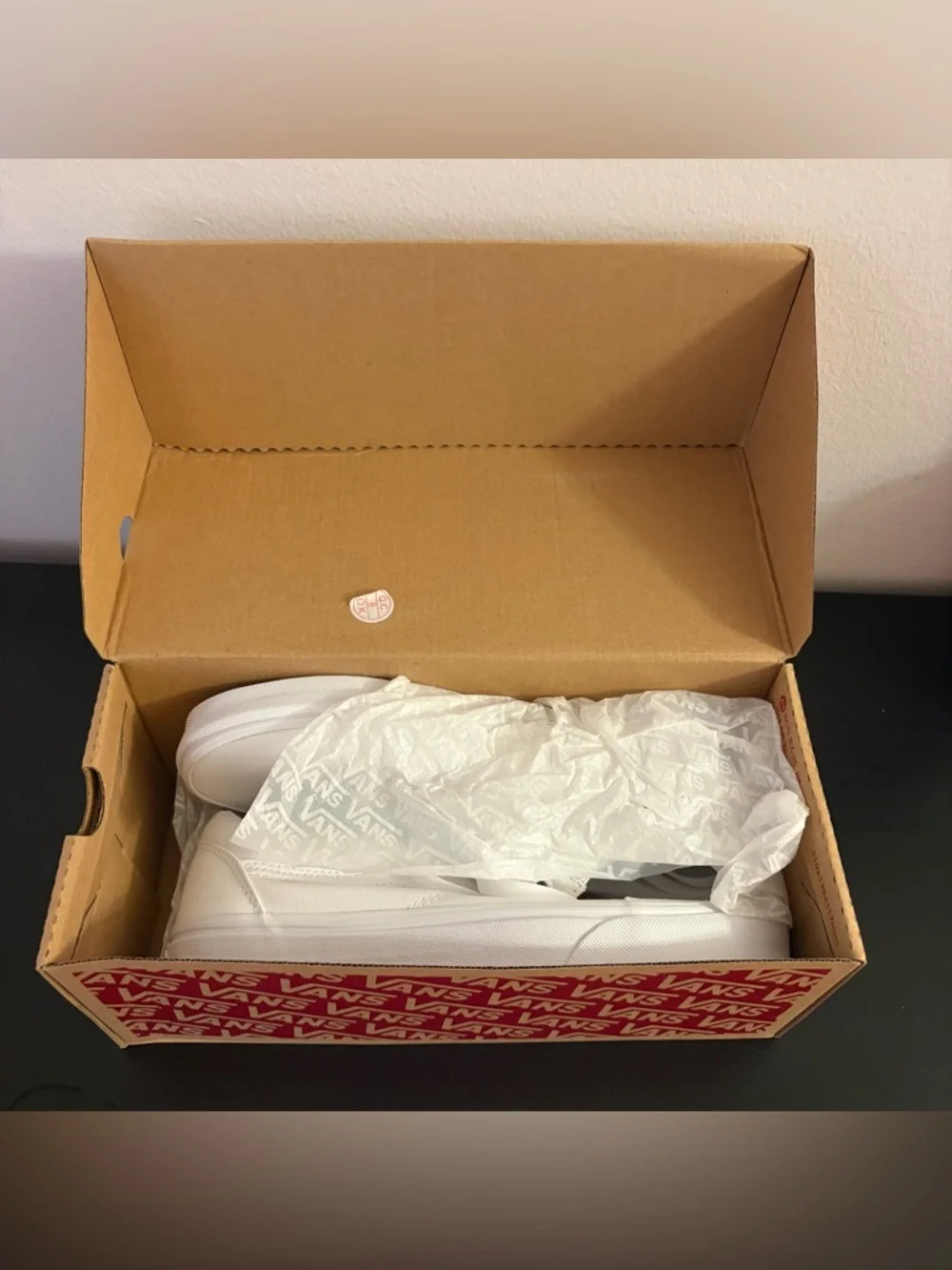 Vans Old Skool True White
Classics UNISEX - Picture 8 of 9